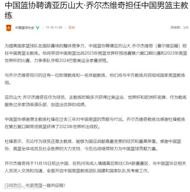 面对疫情寒冬，奶奶义无反顾地奔赴抗疫一线，爷爷毫无怨言地做好后援，承包医院科室的工作餐，哪怕相隔不见，也依旧各自发光，心里有着对方的支持，便能充分贡献自己的力量，他们以这种方式相爱着，拥有专属于他们的踏实、安稳的幸福